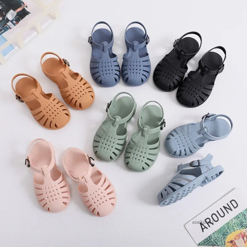 Pantoufles romaines décontractées d'été pour enfants, chaussures de plage, sandales d'été pour enfants, chaussures creuses et antidérapantes souples pour bébés filles