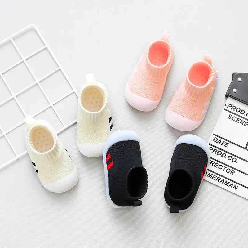 Chaussures classiques pour bébés de 1 à 3 ans, garçons et filles, chaussures et chaussettes pour le printemps et l'automne