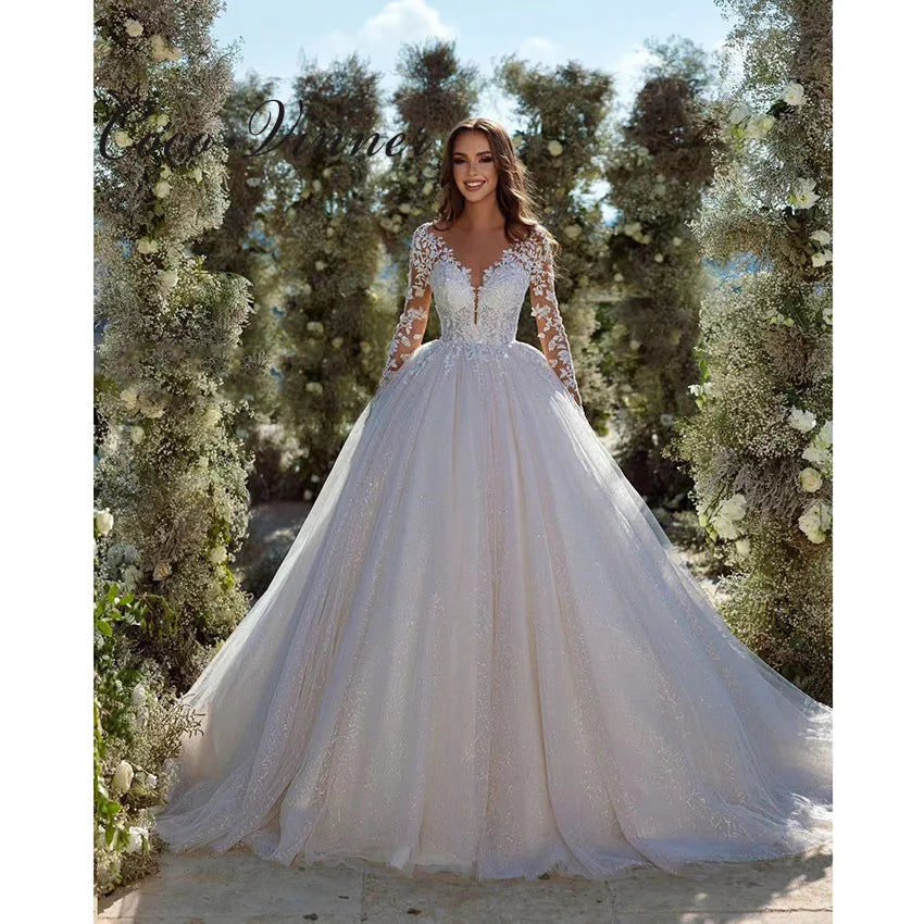 Customized Tull Train Illision Back Europe Wedding Dresses For Bride V neck Button Back Custom Made Bridal Dress W1239